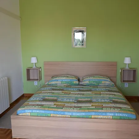 Nyaraló Orih Krnica